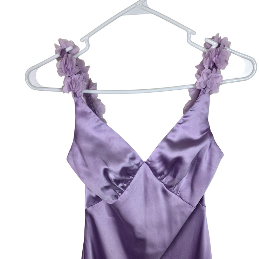 Hello Molly Maxi Dress Womens Size 4 Purple Good Satin Floral Applique V-Neck